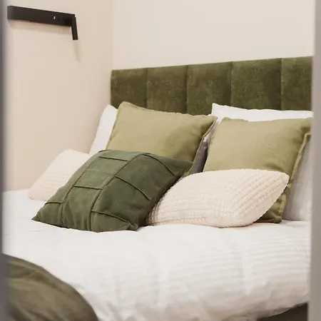 Modern Olive - Sauna, Silownia, Parking Fair 브로츠와프
